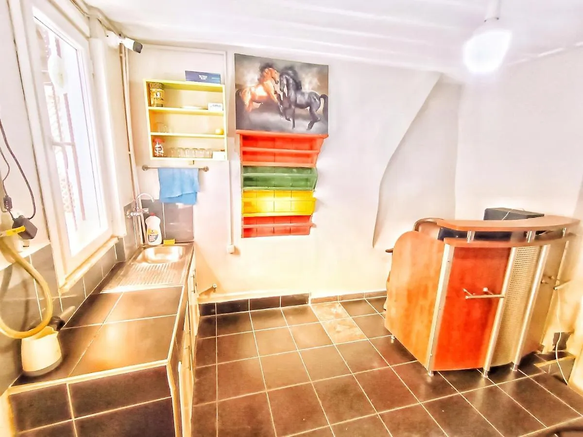 Taksim History Wooden Hostel Istambul