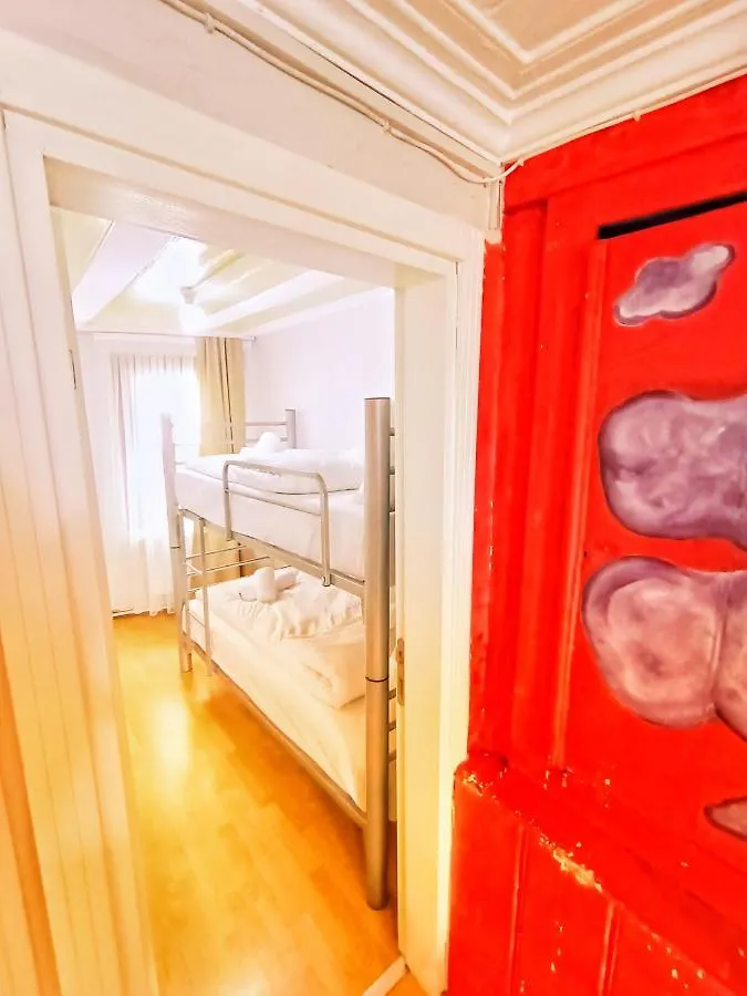Taksim History Wooden Hostel Istambul