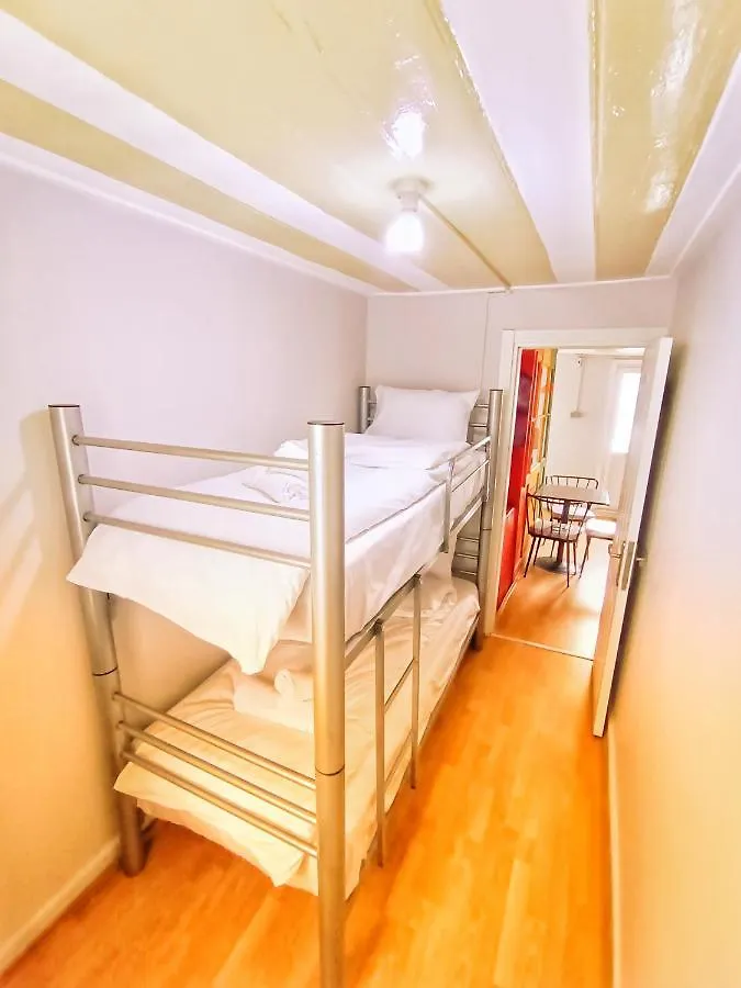 Taksim History Wooden Hostel Istambul